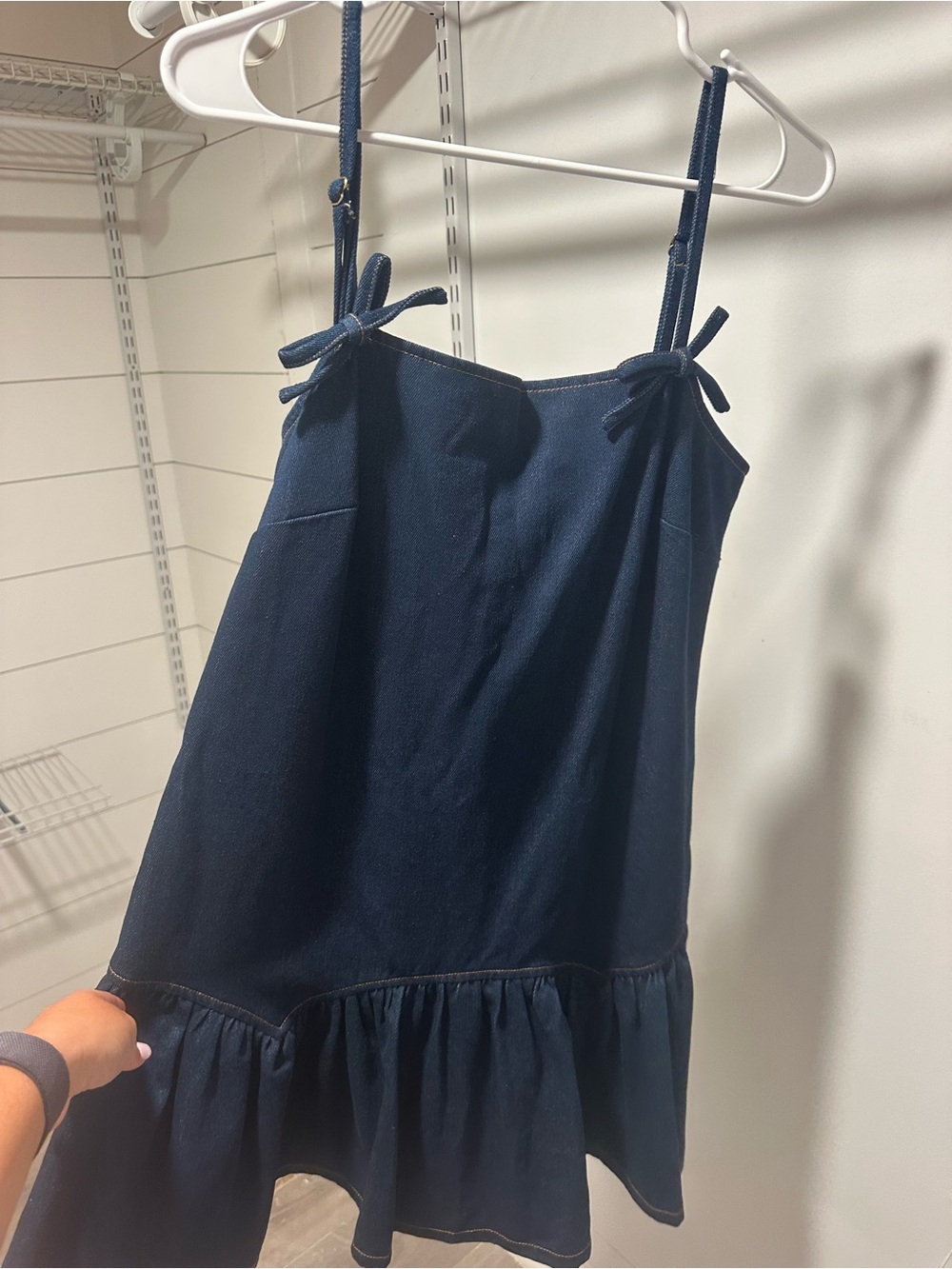 Avec Les Filles Navy Tie-Shoulder dress
